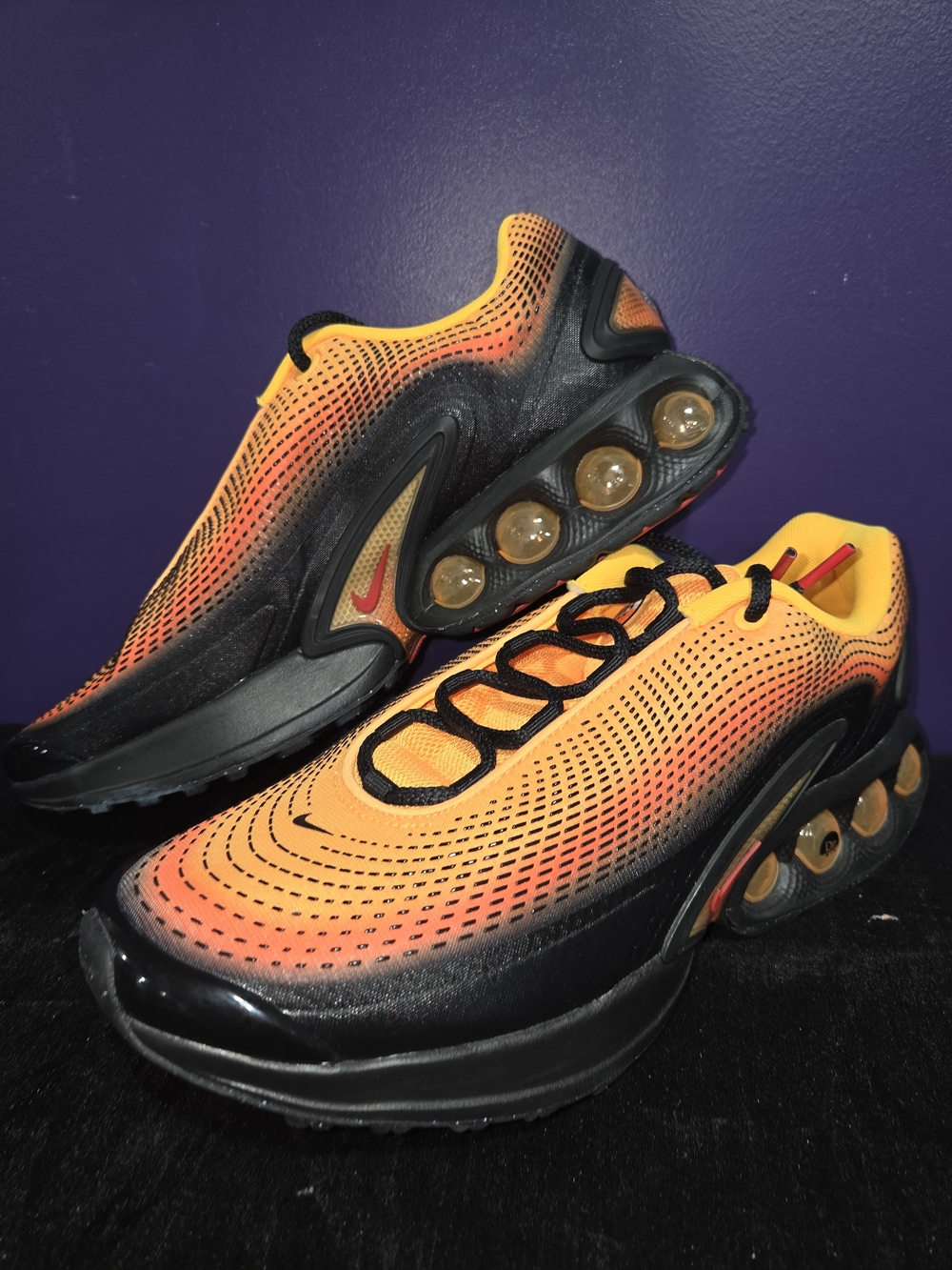 Nike Air Max DN SE Laser Orange HM0810-800 Men Size 10.5 Nwob